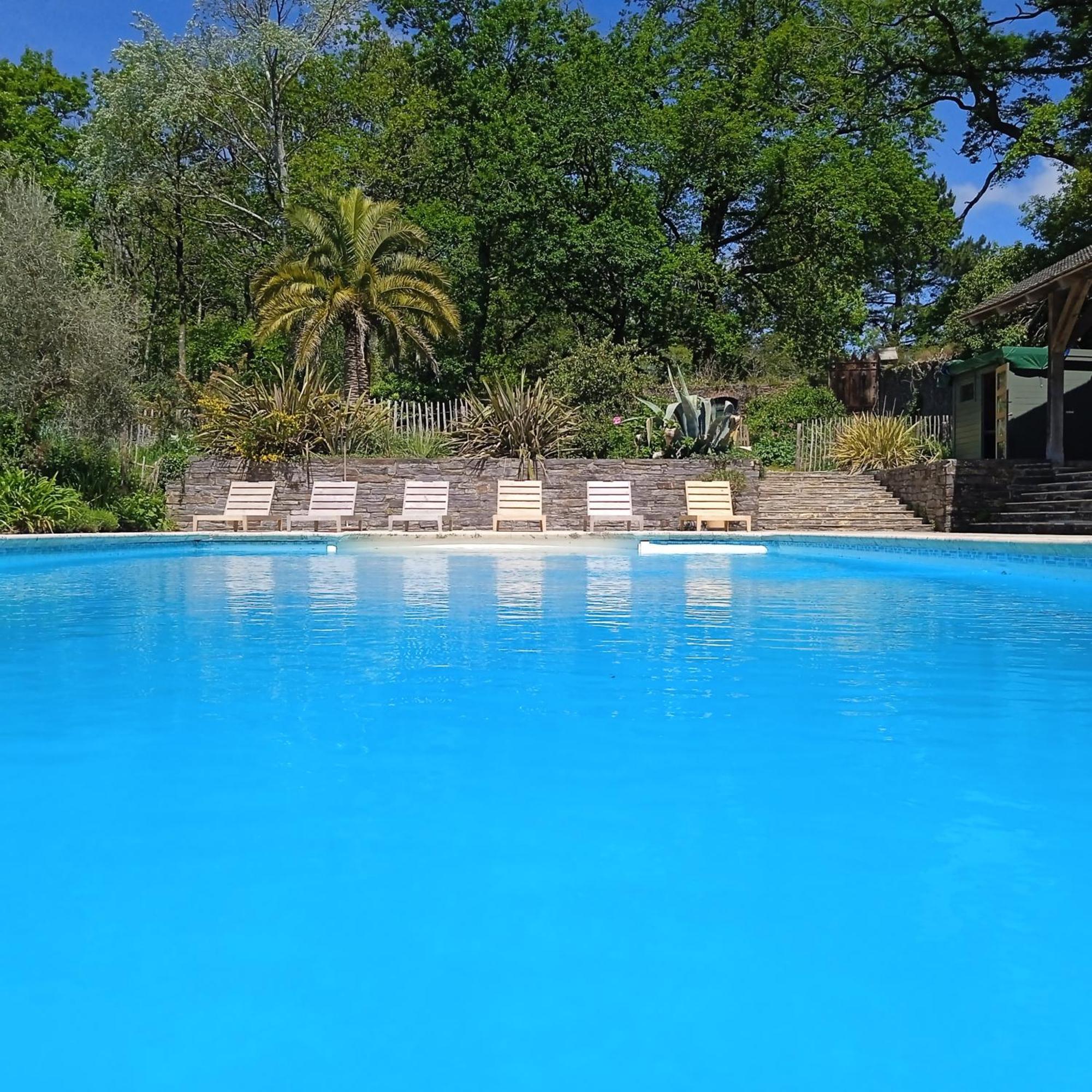 Chateau De Bezyl Sixt-sur-Aff Εξωτερικό φωτογραφία